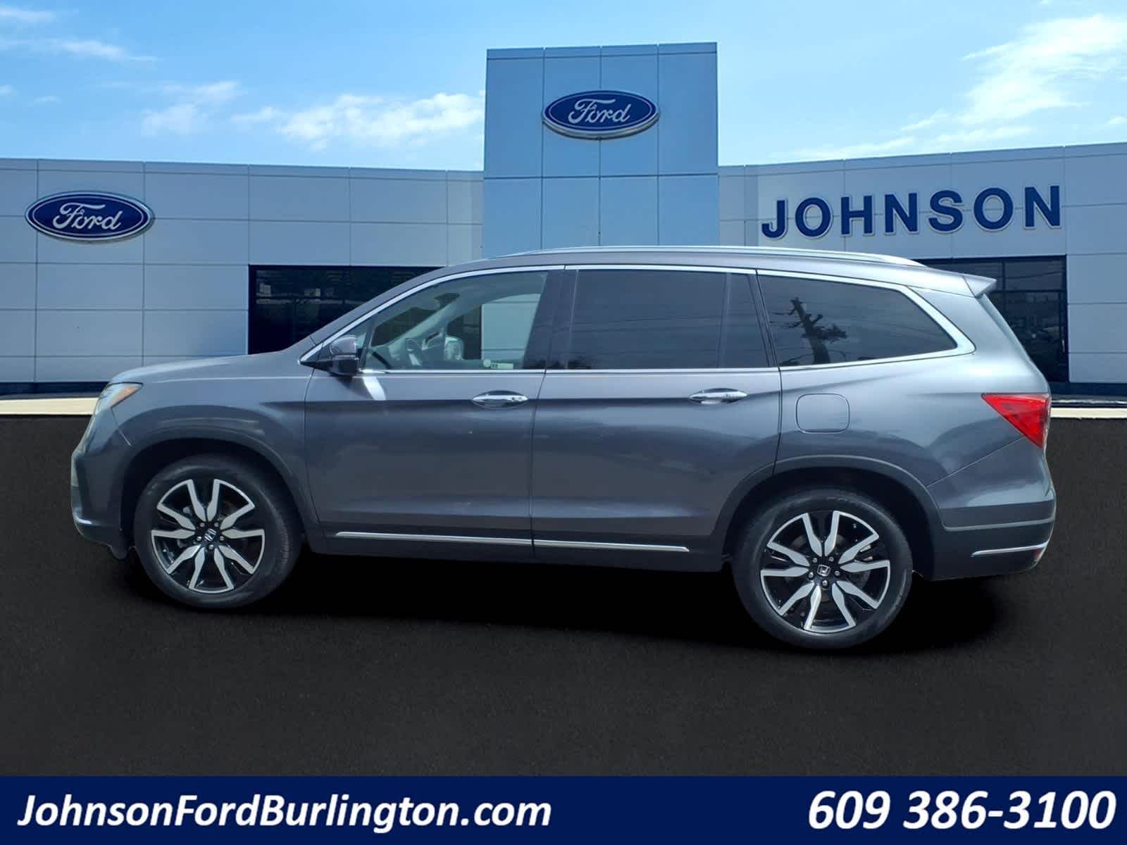 2019 Honda Pilot Touring 8-Passenger
