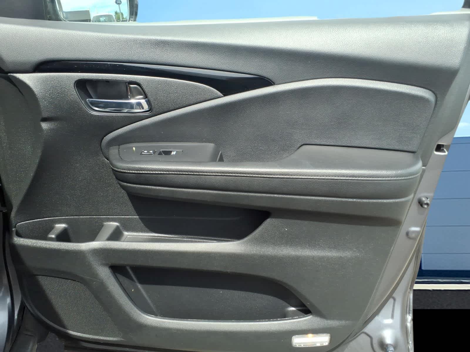 2019 Honda Pilot Touring 8-Passenger