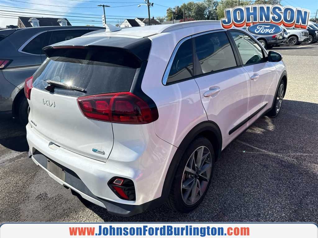 2022 Kia Niro LX